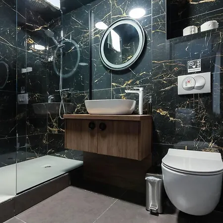 Premium Old Town Apartment