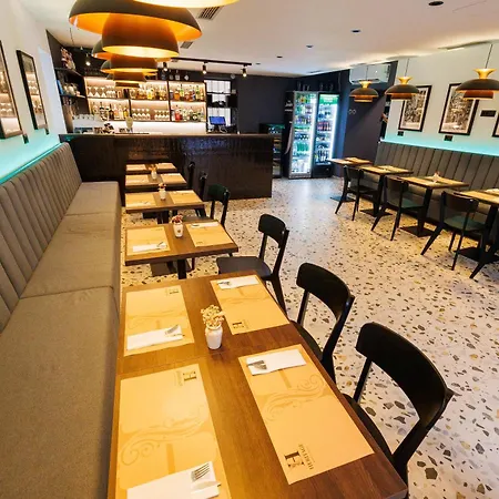 Апартаменты Premium Old Town Задар