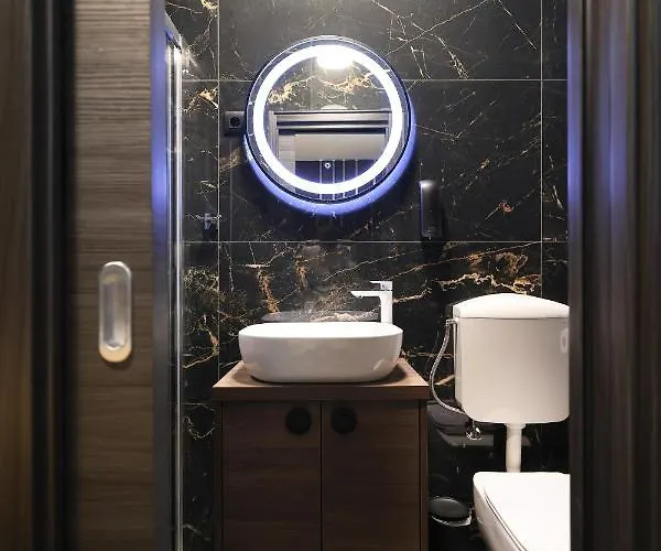 Premium Old Town Apartment